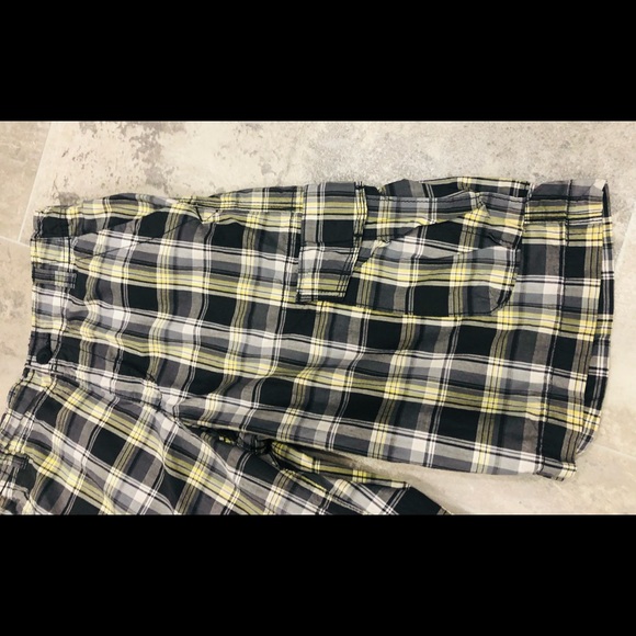 ⚡️Urban Pipline⚡️EUC⚡️Plaid Board Shorts - Skater Shorts- Measurements i… - Picture 3 of 16